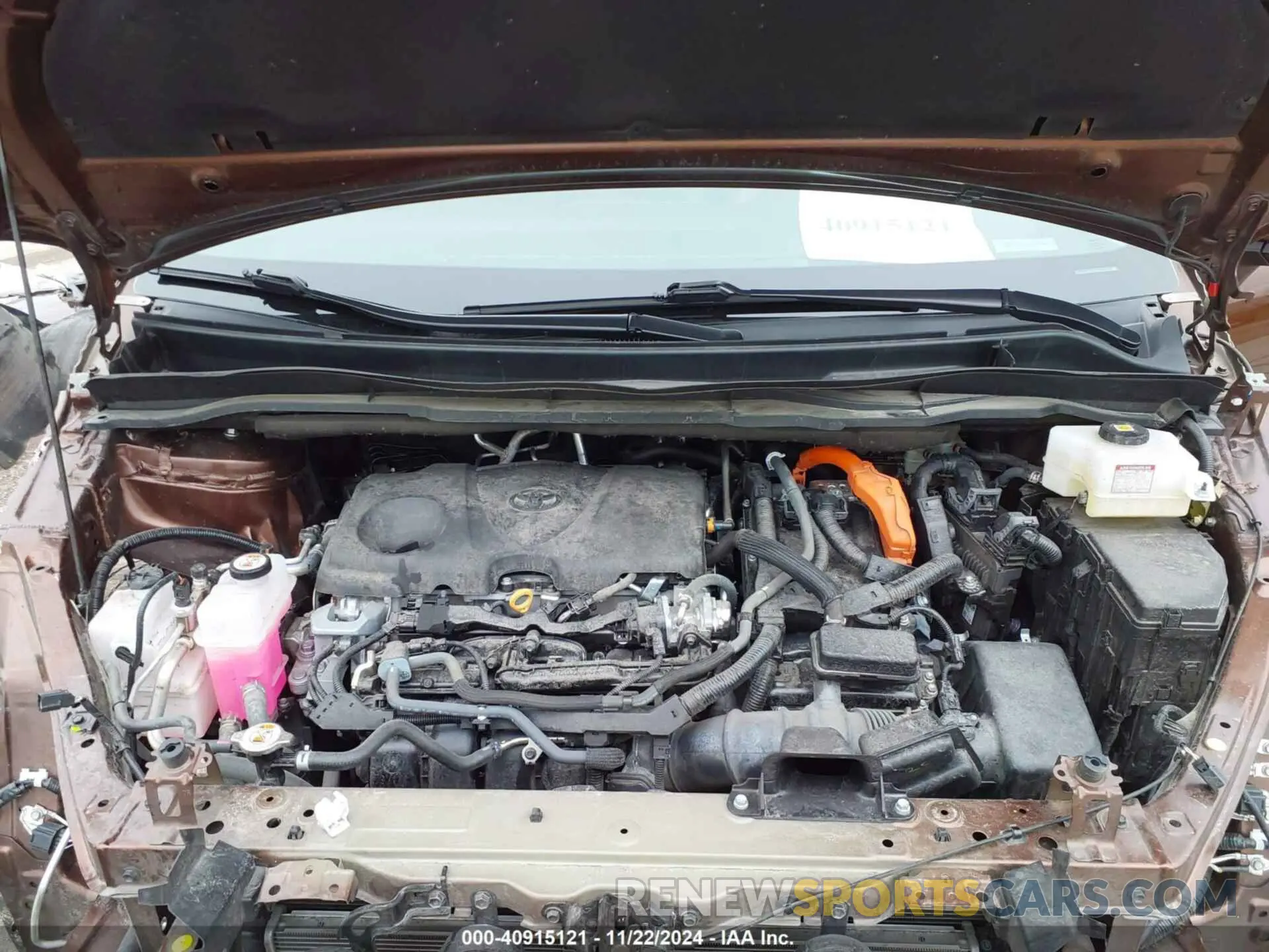 10 fotografías del automóvil dañado 5TDYSKFC9RS120030 TOYOTA SIENNA 2024