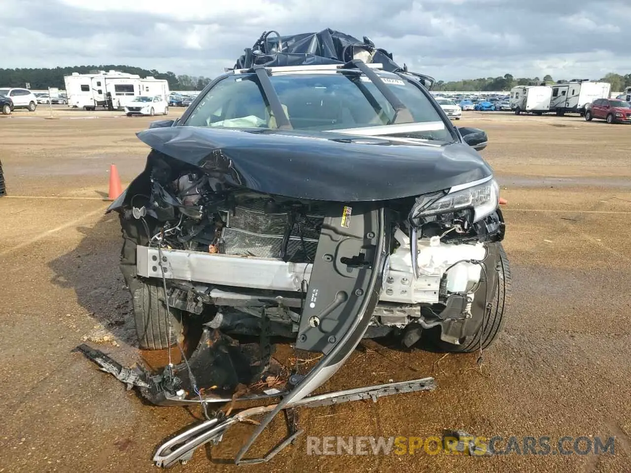5 fotografías del automóvil dañado 5TDZRKEC0RS182904 TOYOTA SIENNA 2024