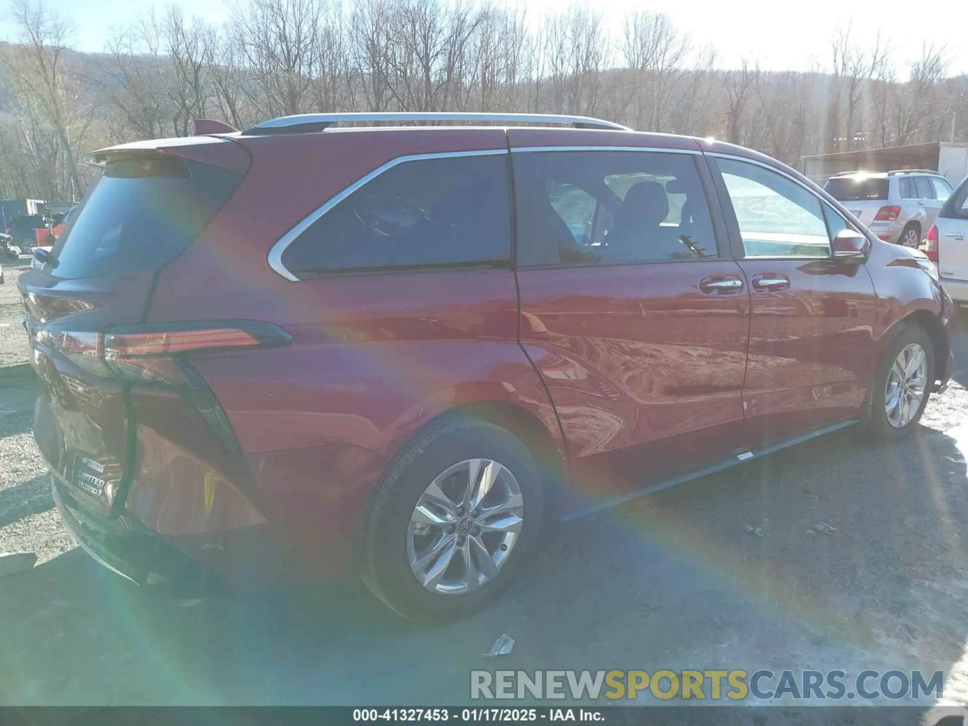 4 fotografías del automóvil dañado 5TDZRKEC7RS215946 TOYOTA SIENNA 2024