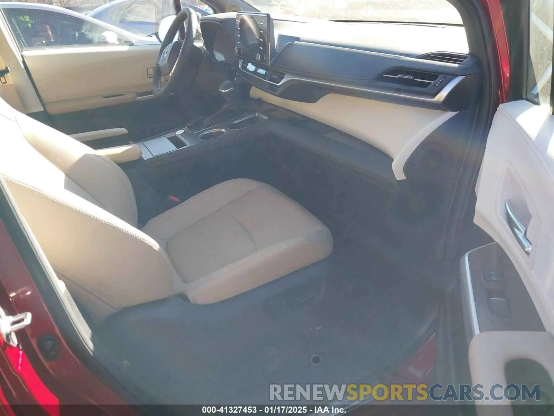 5 fotografías del automóvil dañado 5TDZRKEC7RS215946 TOYOTA SIENNA 2024