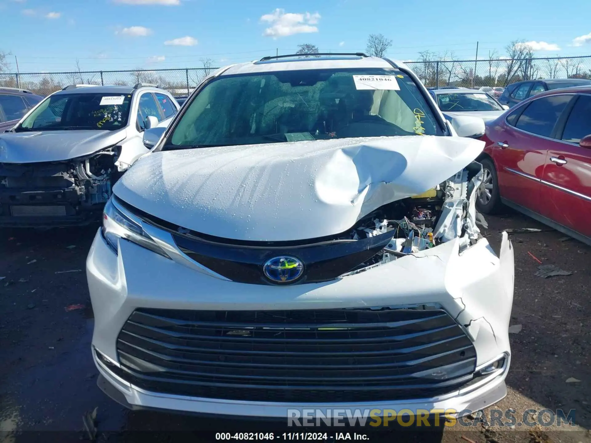 12 fotografías del automóvil dañado 5TDZSKFC0RS152806 TOYOTA SIENNA 2024