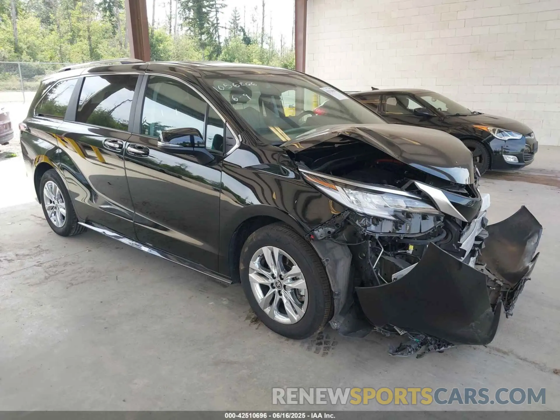 1 fotografías del automóvil dañado 5TDZSKFC2RS125364 TOYOTA SIENNA 2024