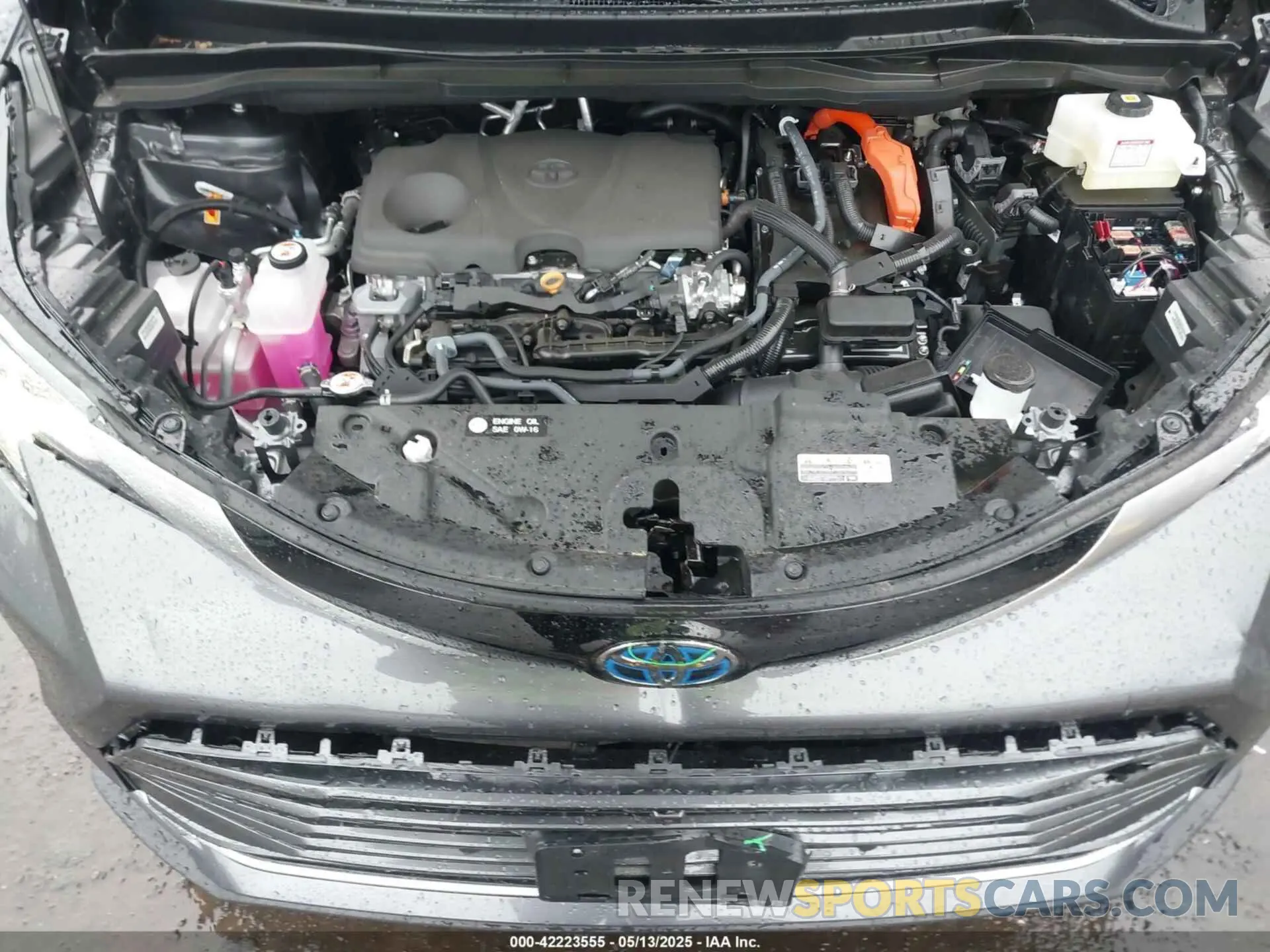 10 fotografías del automóvil dañado 5TDESKFC7SS171311 TOYOTA SIENNA 2025