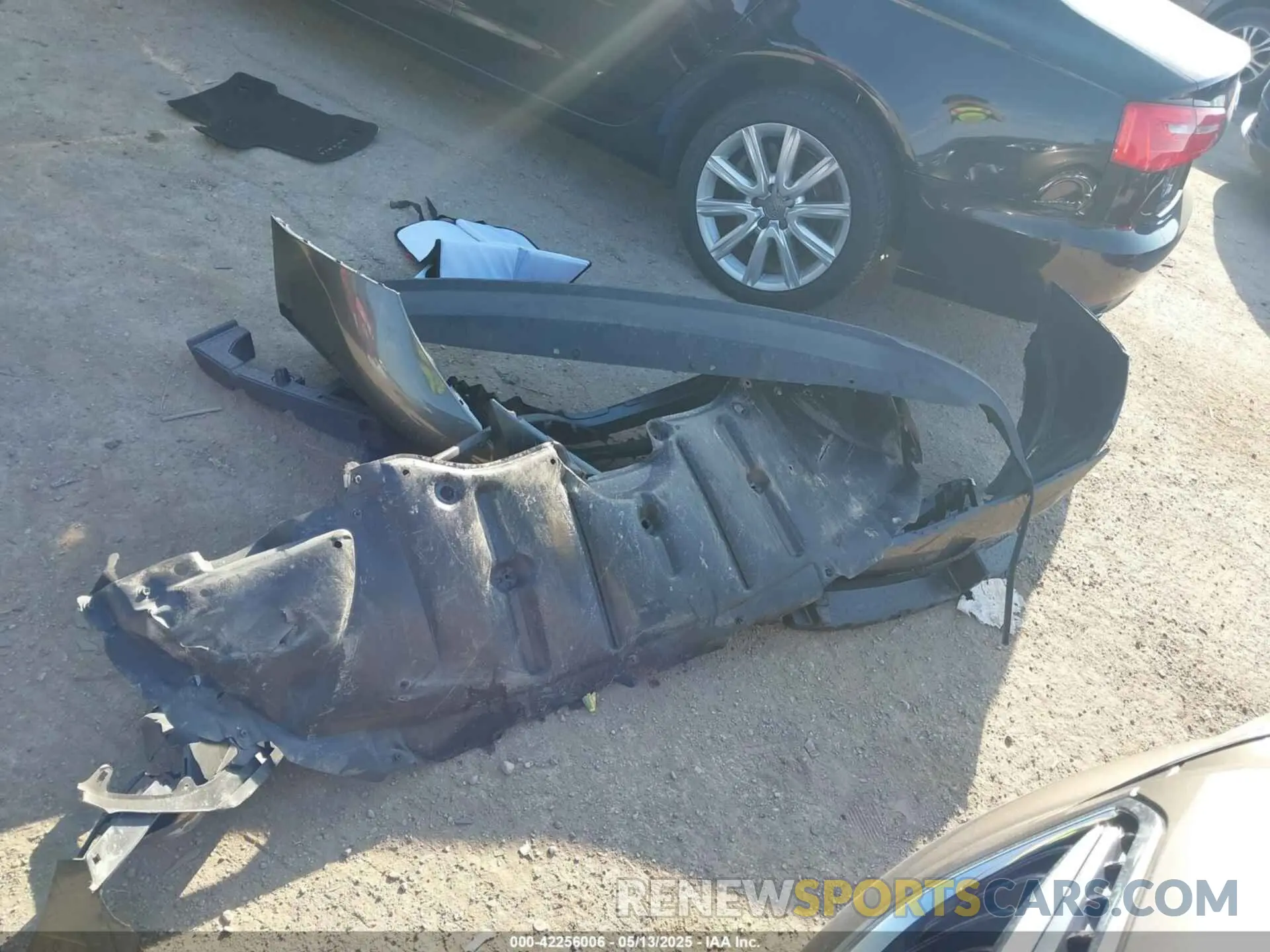 12 fotografías del automóvil dañado 5TDJRKEC0SS241548 TOYOTA SIENNA 2025