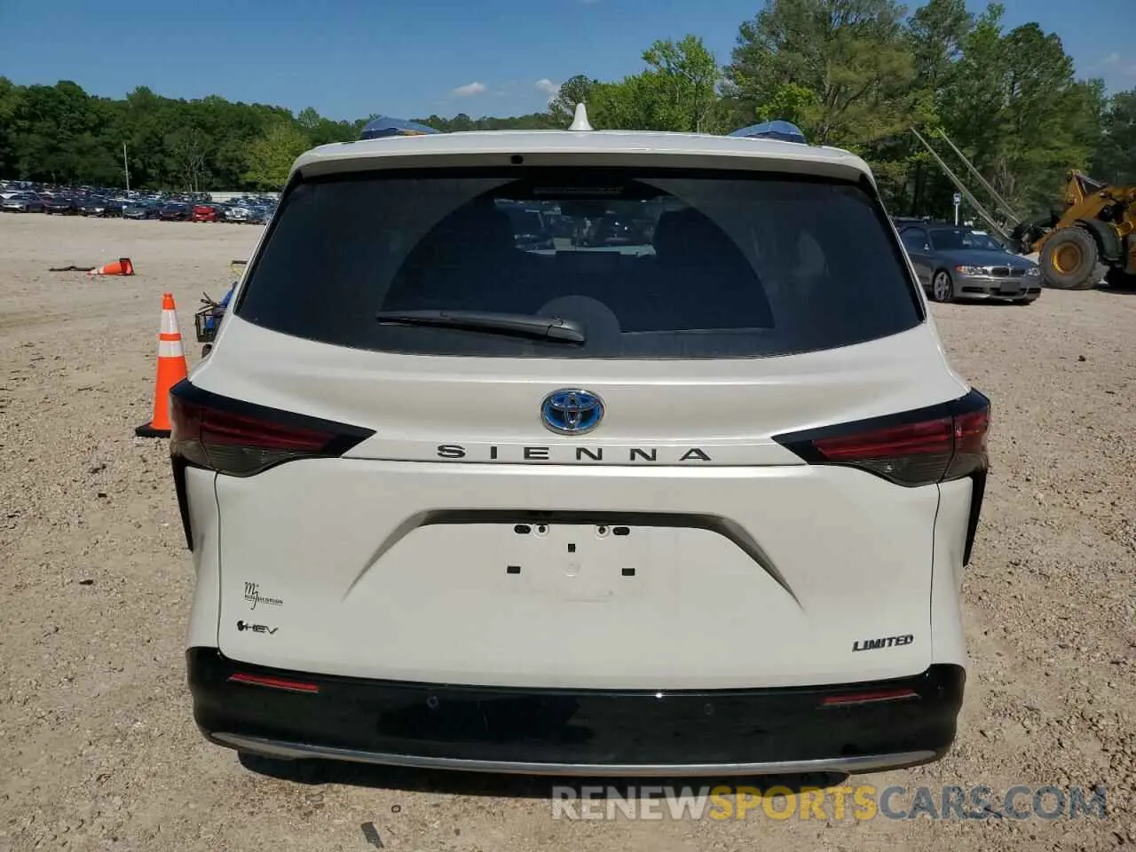 6 fotografías del automóvil dañado 5TDZRKEC9SS226758 TOYOTA SIENNA 2025