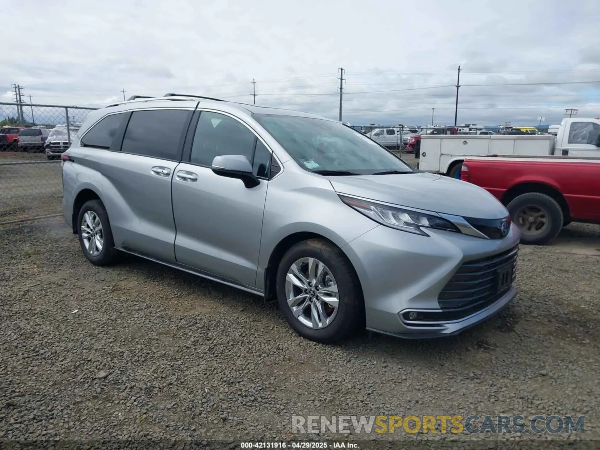 1 fotografías del automóvil dañado 5TDZRKEC9SS234407 TOYOTA SIENNA 2025