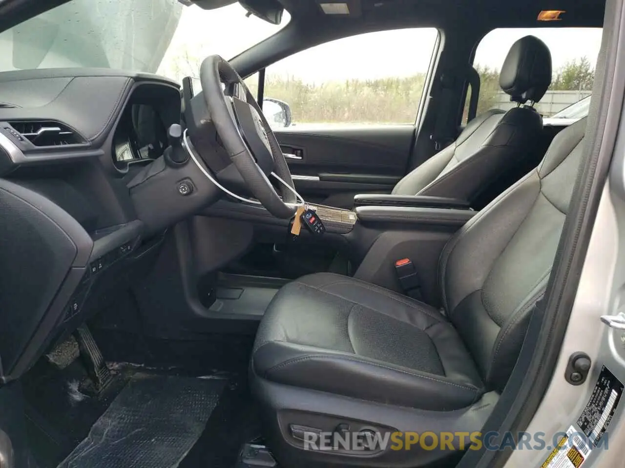 7 fotografías del automóvil dañado 5TDZSKFC2SS164445 TOYOTA SIENNA 2025