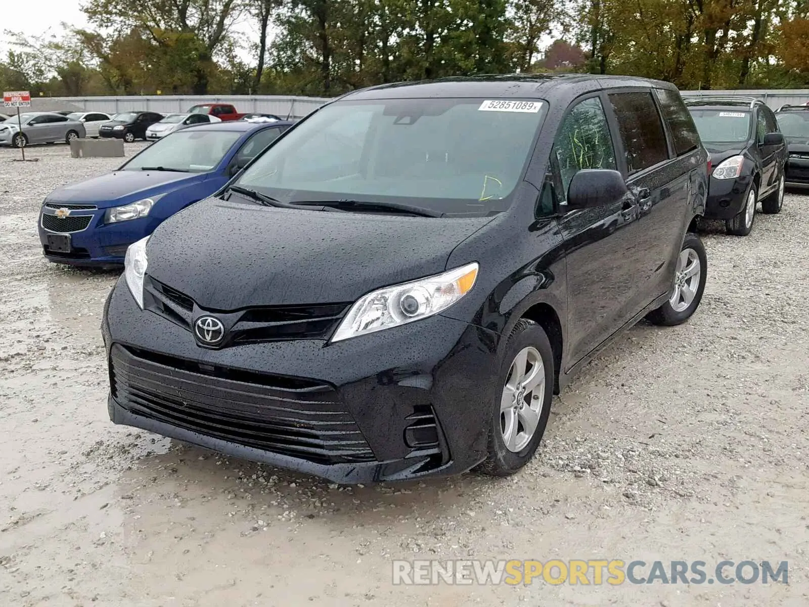 2 fotografías del automóvil dañado 5TDZZ3DC9LS028187 TOYOTA SIENNA L 2020