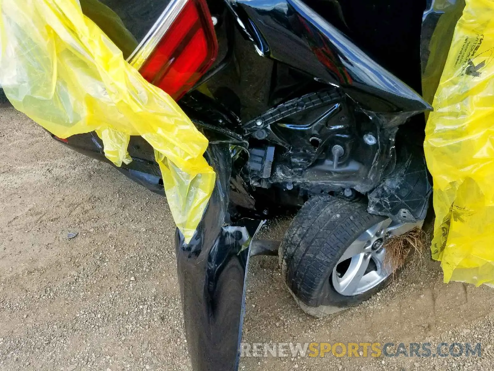 9 fotografías del automóvil dañado 5TDKZ3DC2KS971652 TOYOTA SIENNA LE 2019