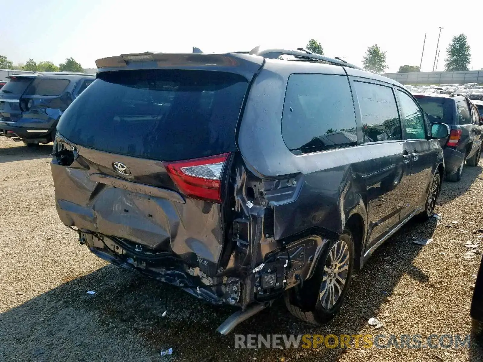 4 fotografías del automóvil dañado 5TDYZ3DC0KS966458 TOYOTA SIENNA LIM 2019