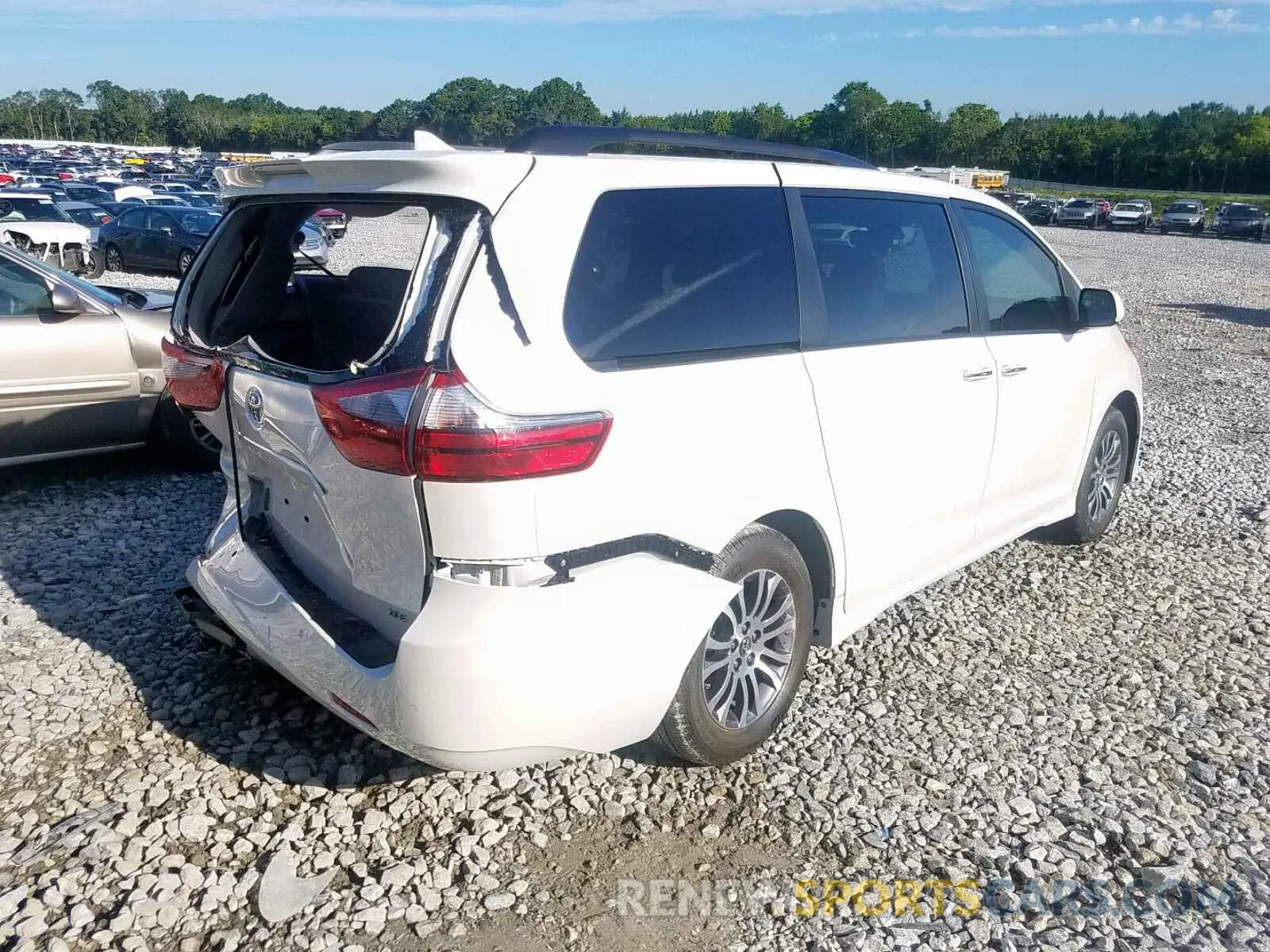 4 fotografías del automóvil dañado 5TDYZ3DC5LS030434 TOYOTA SIENNA LIM 2020