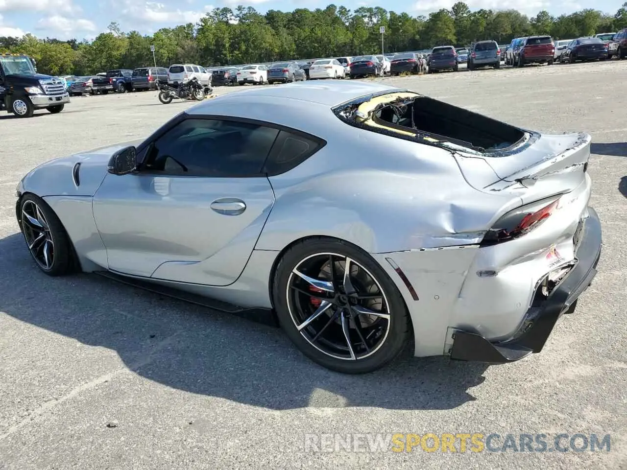 2 fotografías del automóvil dañado WZ1DB4C02LW027895 TOYOTA SUPRA 2020