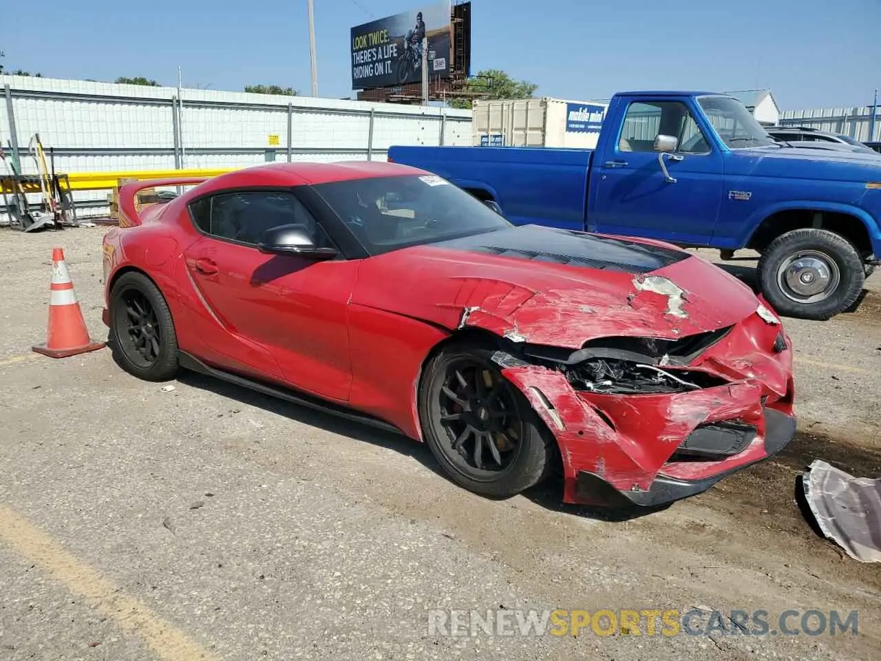 4 fotografías del automóvil dañado WZ1DB4C02LW029016 TOYOTA SUPRA 2020