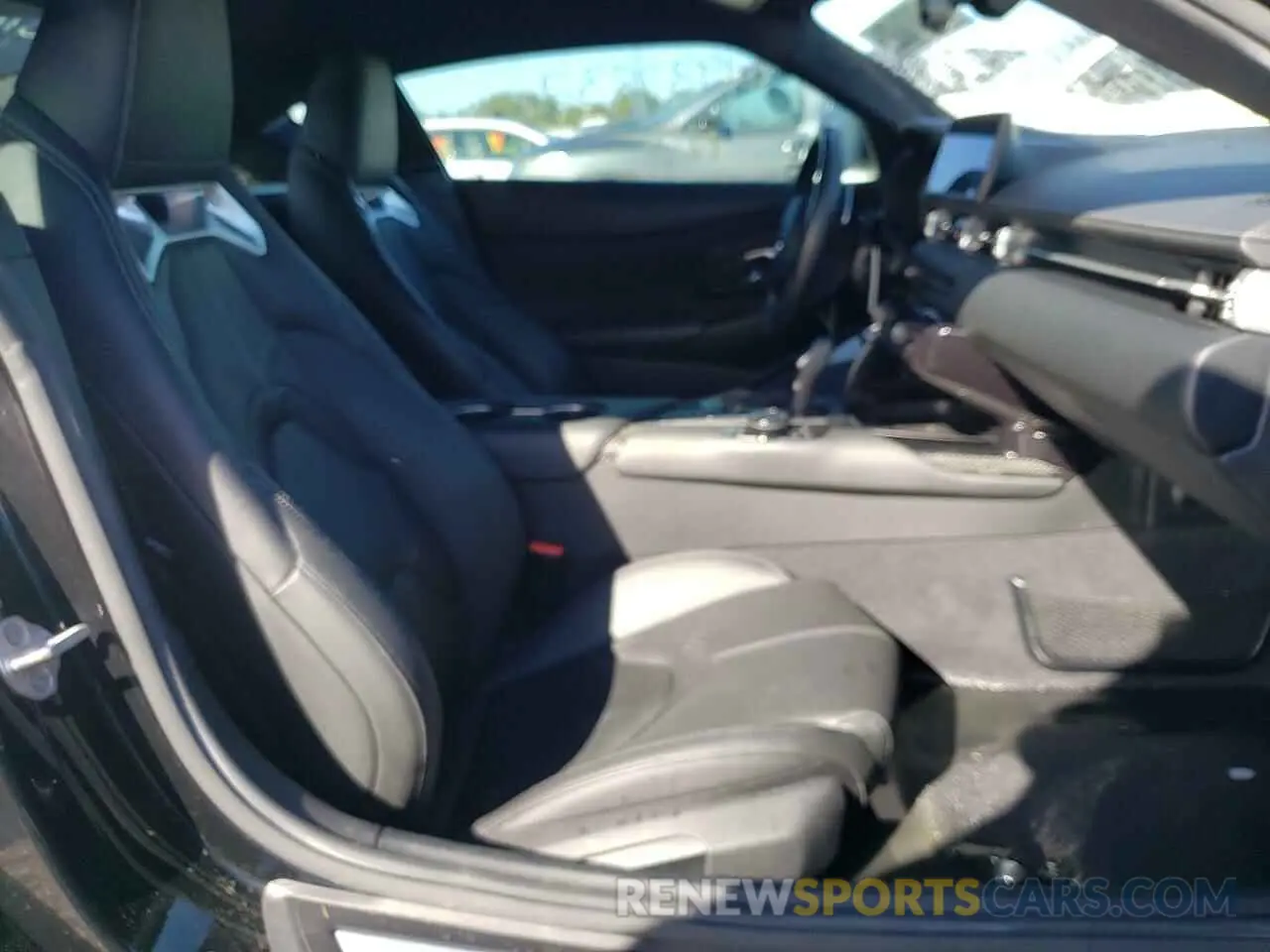 5 fotografías del automóvil dañado WZ1DB4C04LW031785 TOYOTA SUPRA 2020
