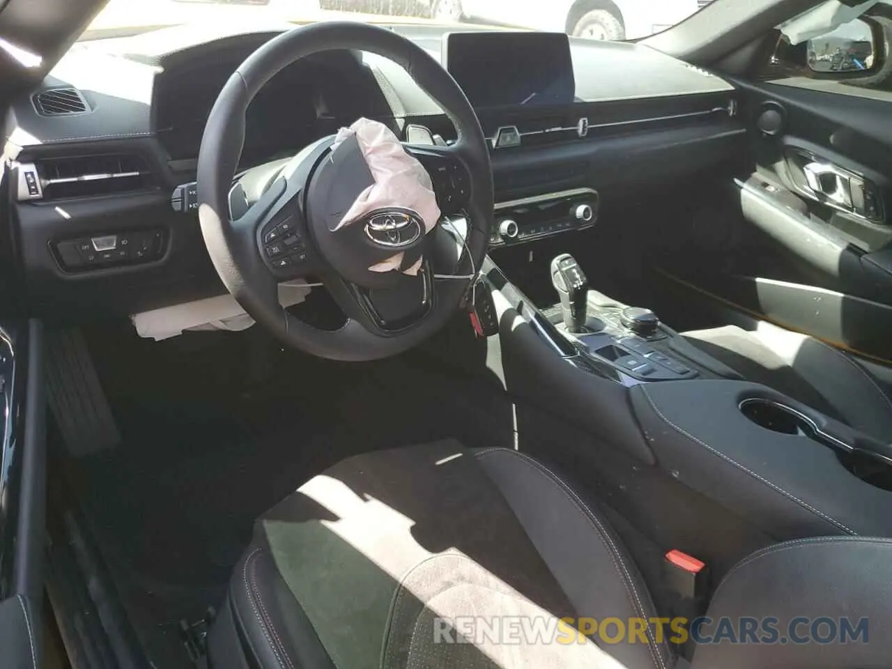 8 fotografías del automóvil dañado WZ1DB0C01MW034802 TOYOTA SUPRA 2021