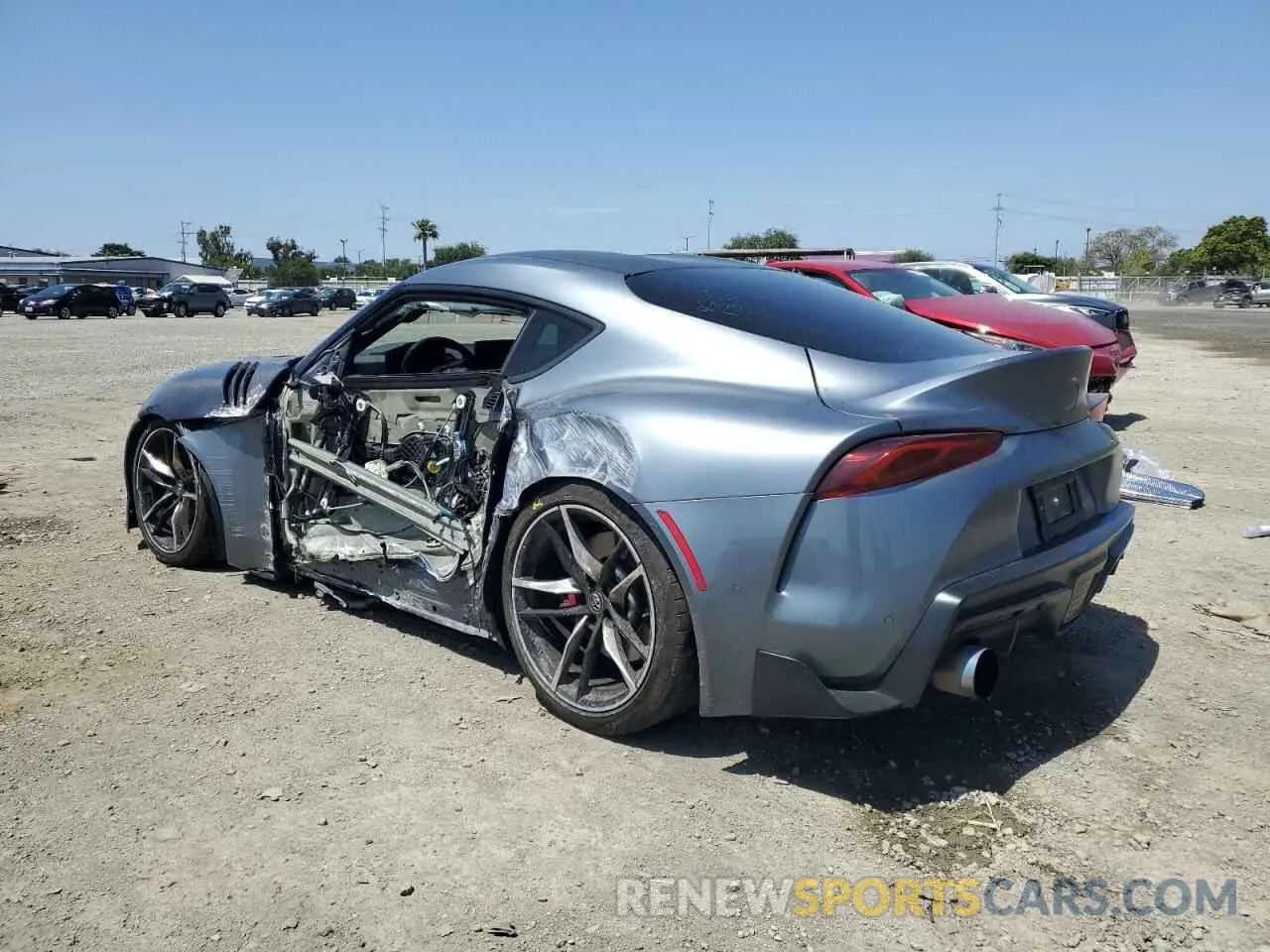 2 fotografías del automóvil dañado WZ1DB0C0XMW035592 TOYOTA SUPRA 2021