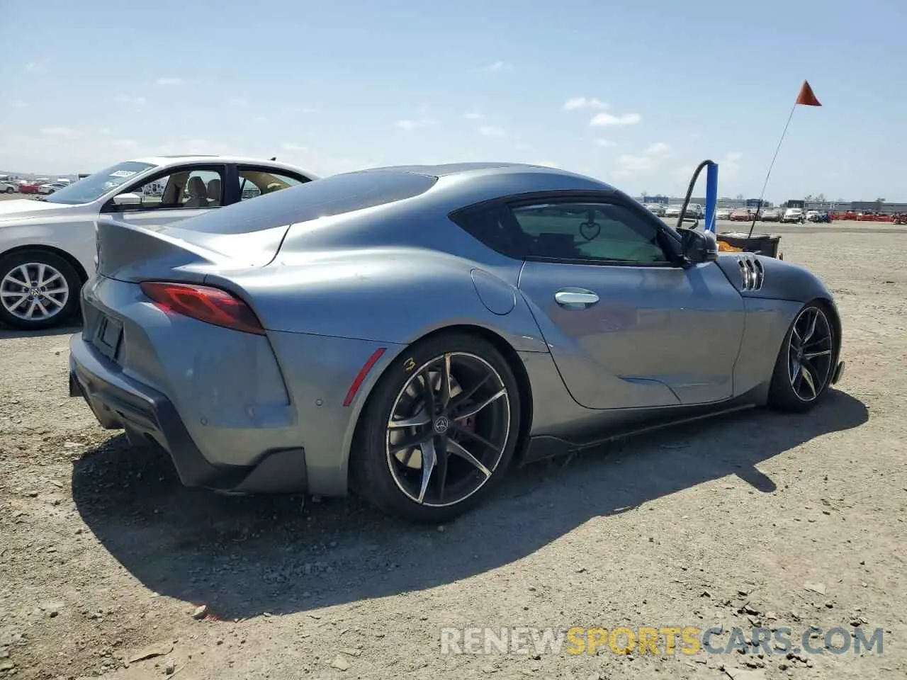 3 fotografías del automóvil dañado WZ1DB0C0XMW035592 TOYOTA SUPRA 2021