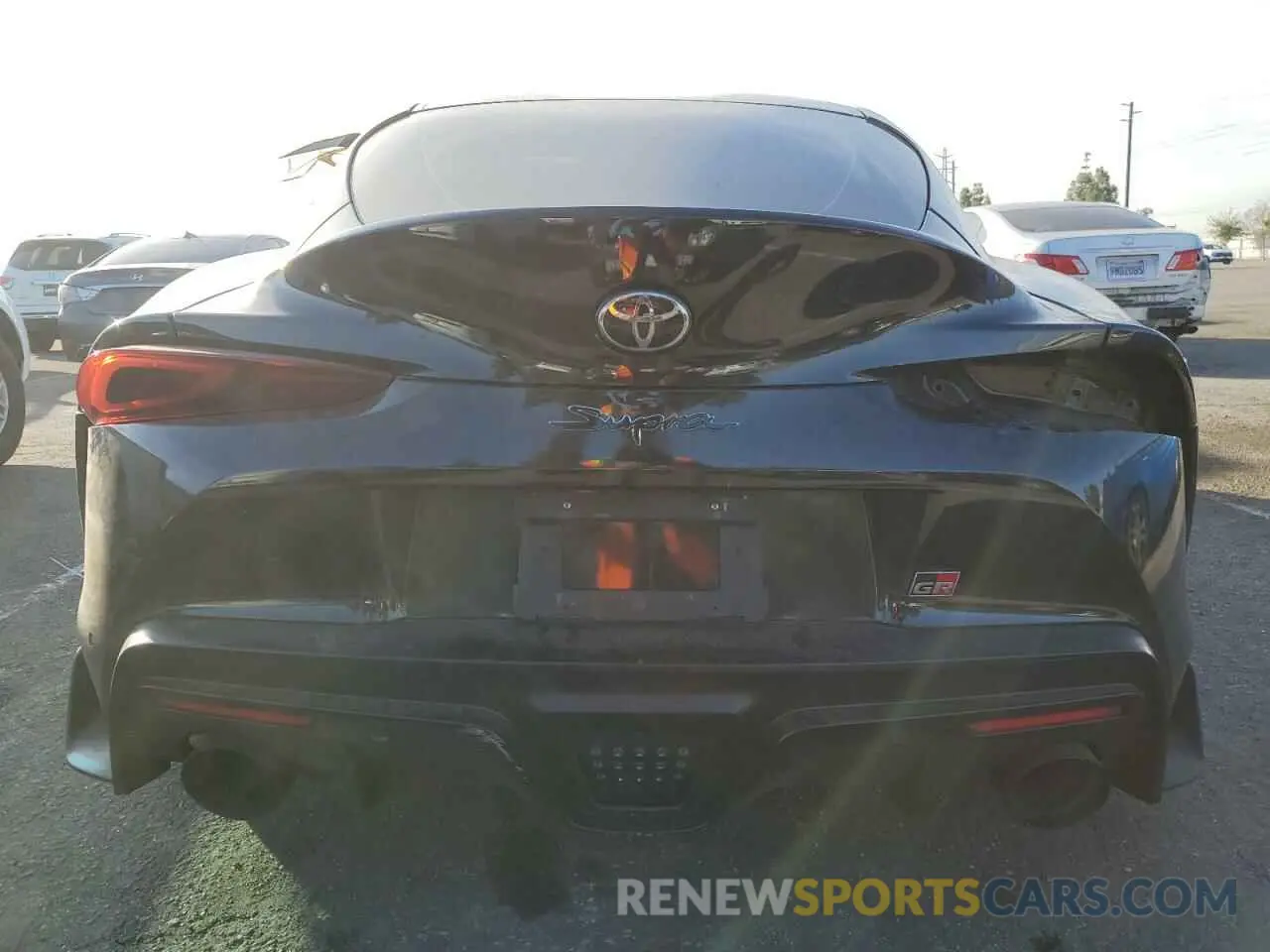 6 fotografías del automóvil dañado WZ1DB0C04NW052244 TOYOTA SUPRA 2022