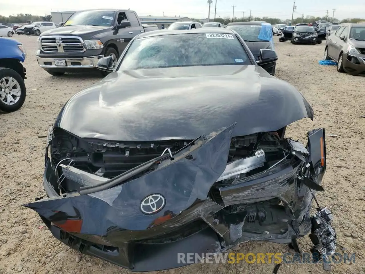5 fotografías del automóvil dañado WZ1DB0C05NW050440 TOYOTA SUPRA 2022