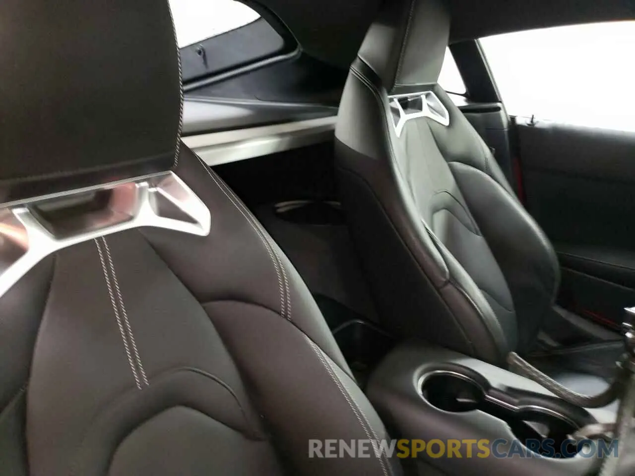 10 fotografías del automóvil dañado WZ1DB0G03PW057335 TOYOTA SUPRA 2023