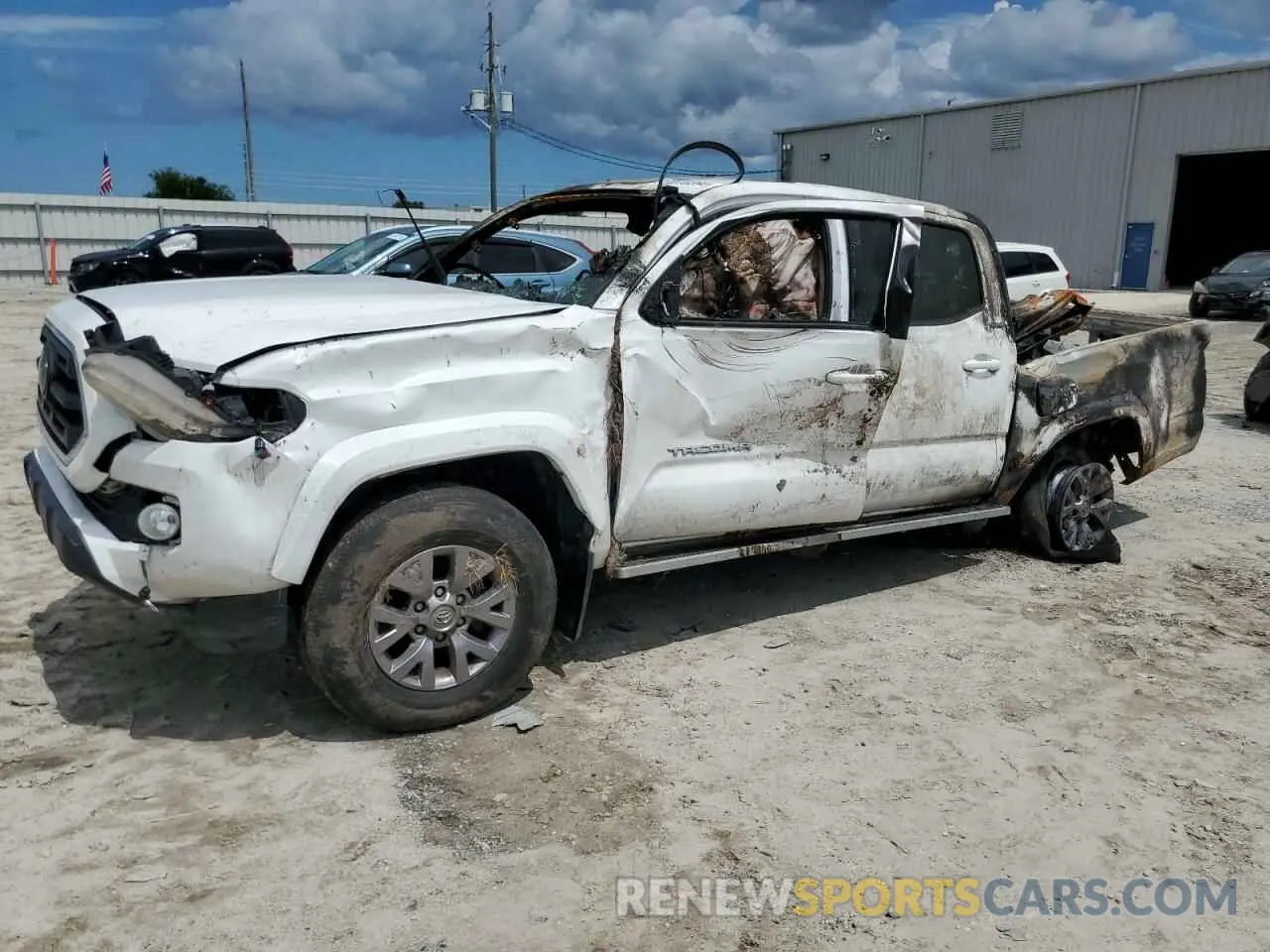 1 fotografías del automóvil dañado 3TMAZ5CN0KM094976 TOYOTA TACOMA 2019