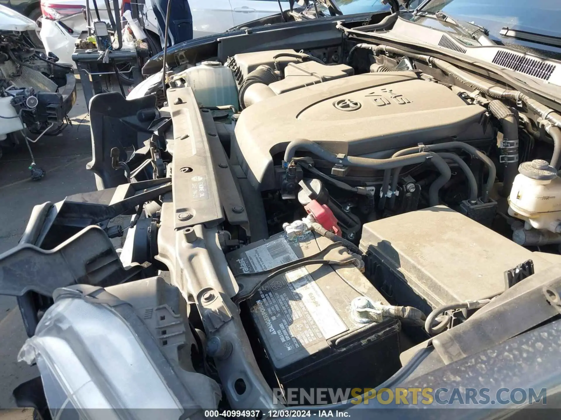 18 fotografías del automóvil dañado 3TMAZ5CN0KM095027 TOYOTA TACOMA 2019