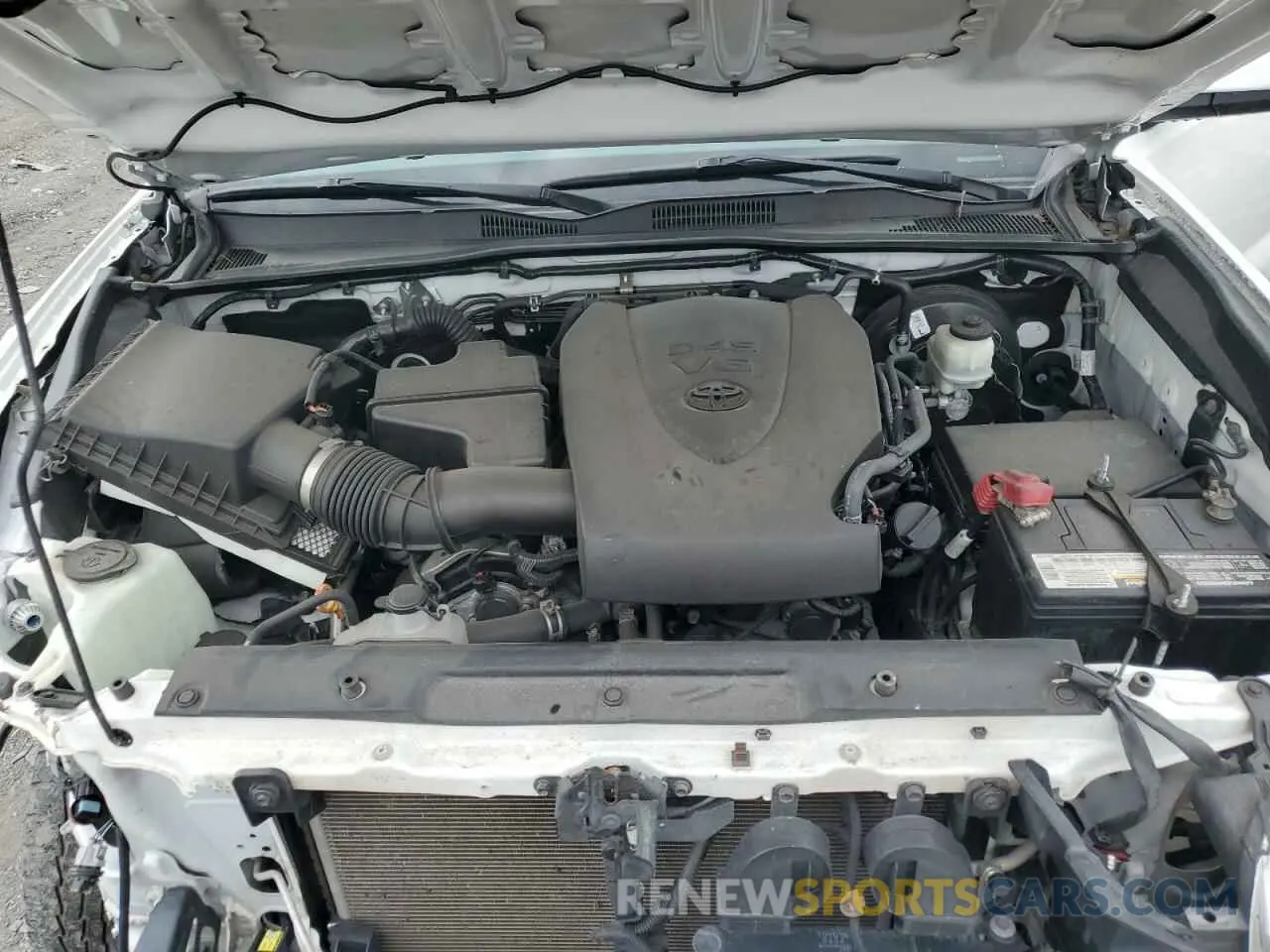 11 fotografías del automóvil dañado 3TMAZ5CN1KM081640 TOYOTA TACOMA 2019