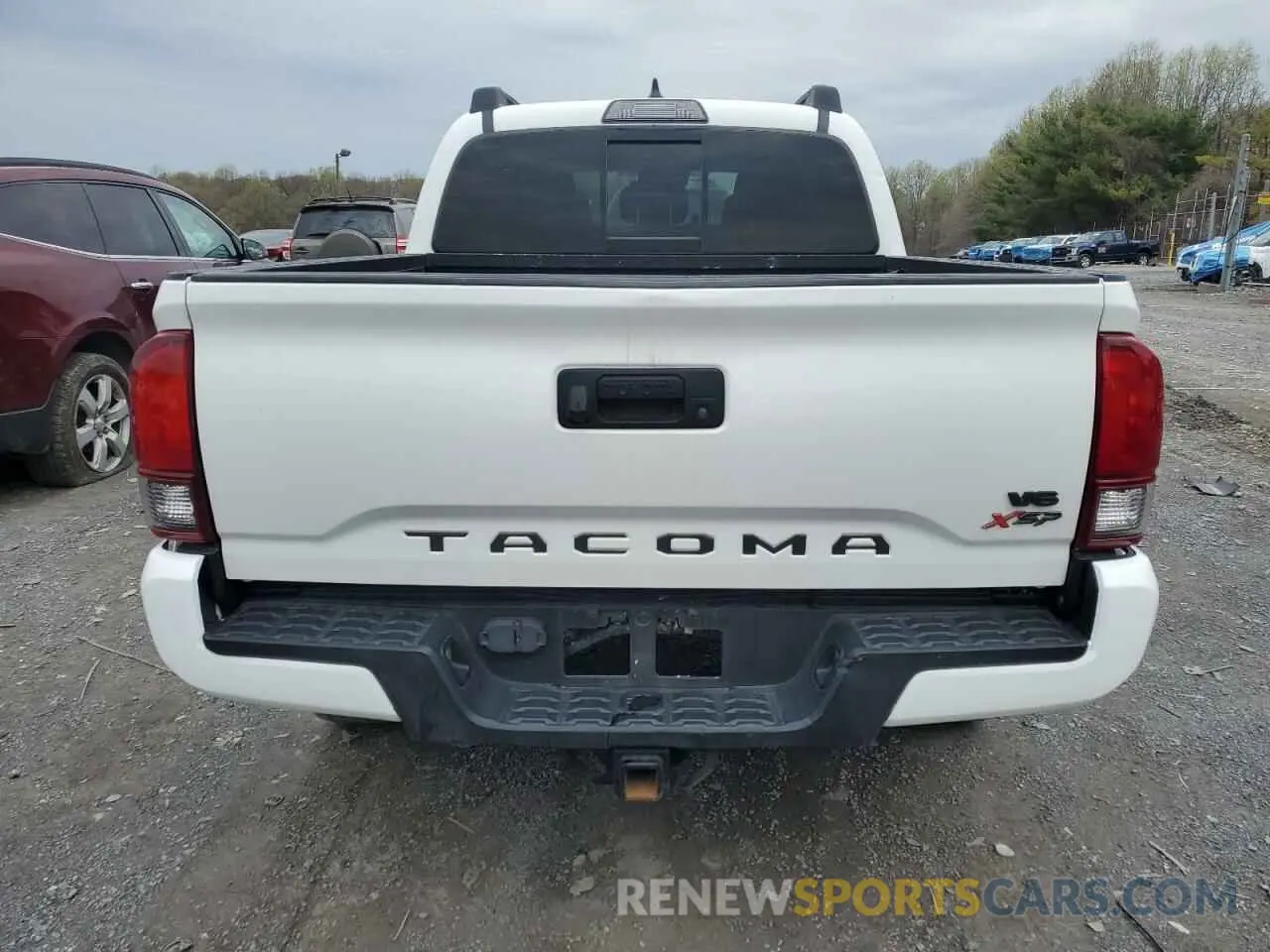 6 fotografías del automóvil dañado 3TMAZ5CN1KM081640 TOYOTA TACOMA 2019