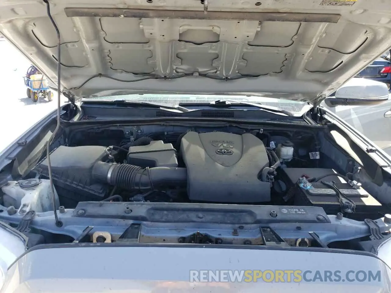 11 fotografías del automóvil dañado 3TMAZ5CN1KM097143 TOYOTA TACOMA 2019