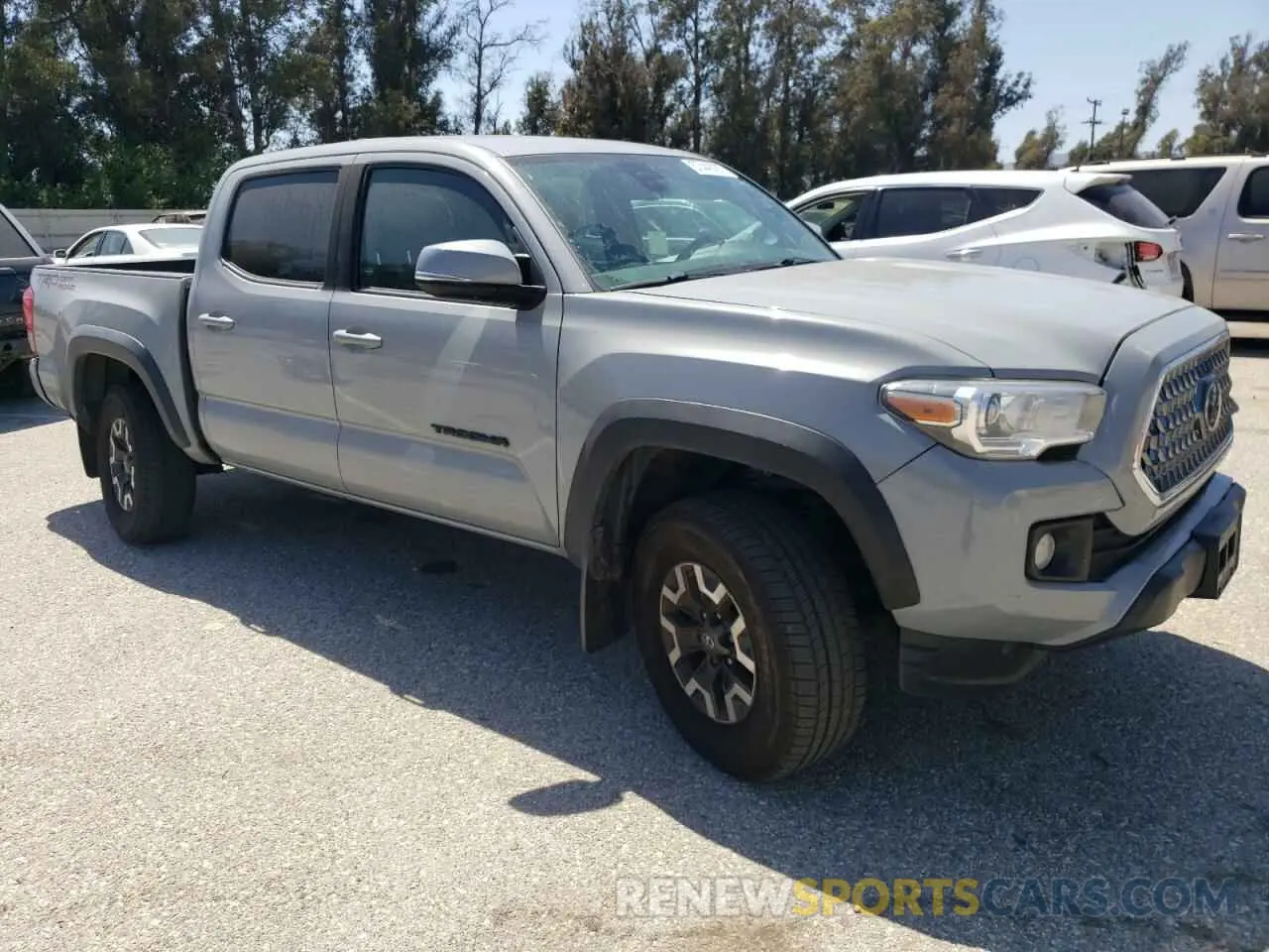 4 fotografías del automóvil dañado 3TMAZ5CN1KM097143 TOYOTA TACOMA 2019