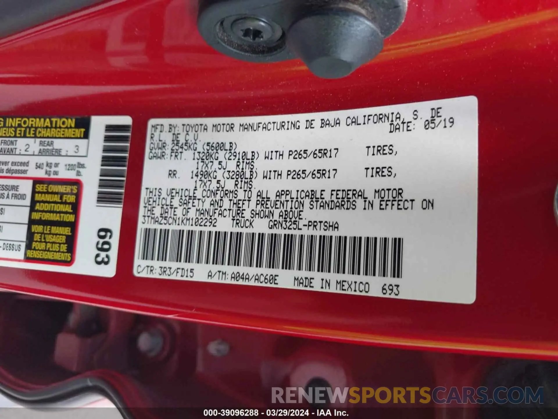 9 fotografías del automóvil dañado 3TMAZ5CN1KM102292 TOYOTA TACOMA 2019