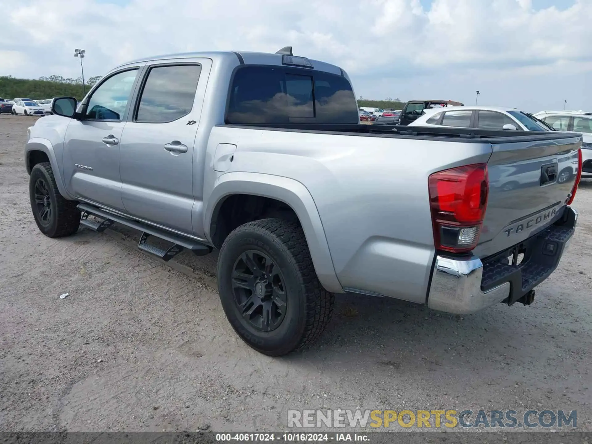 3 fotografías del automóvil dañado 3TMAZ5CN1KM106097 TOYOTA TACOMA 2019