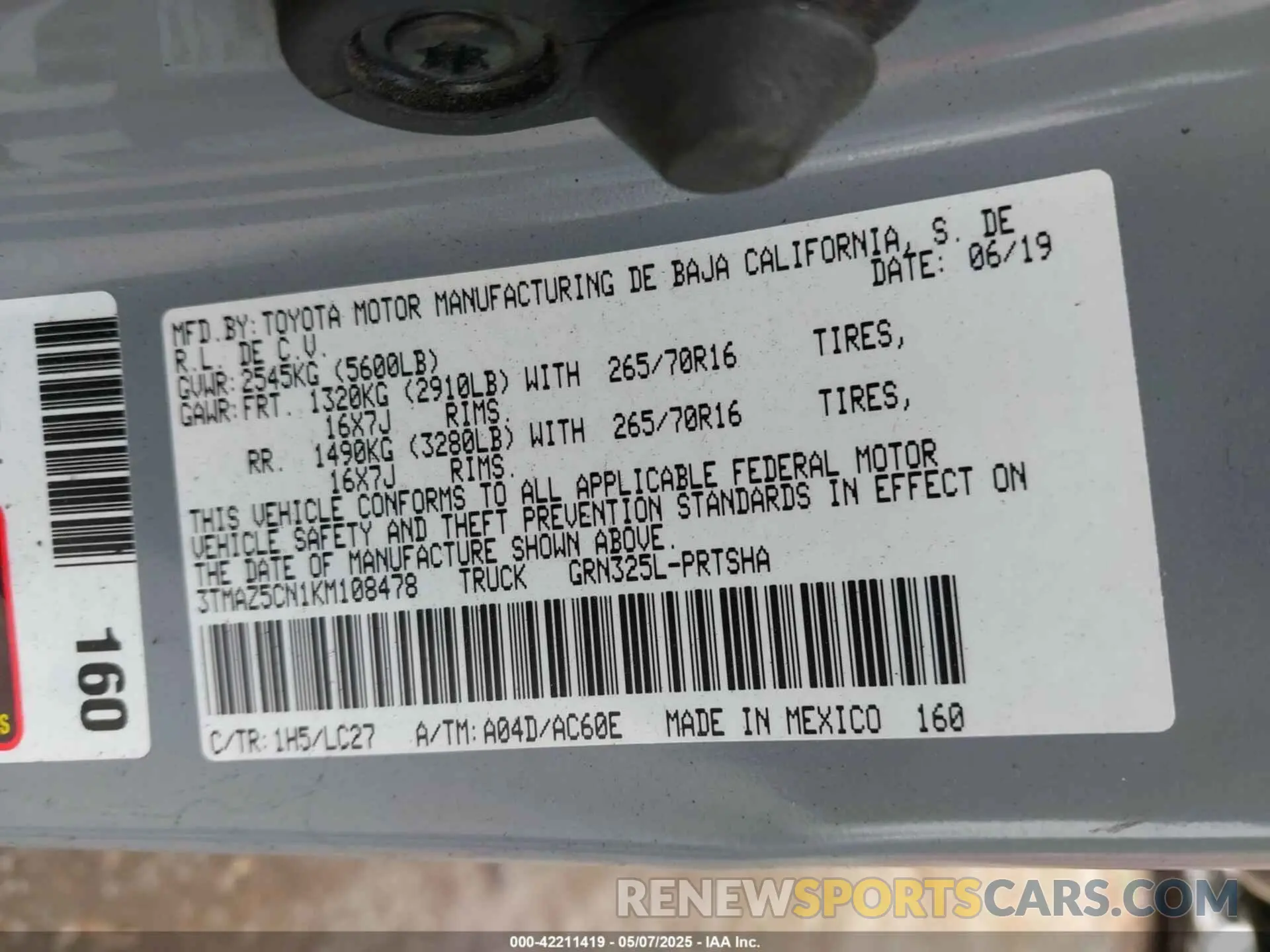 9 fotografías del automóvil dañado 3TMAZ5CN1KM108478 TOYOTA TACOMA 2019