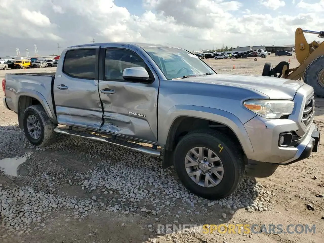 4 fotografías del automóvil dañado 3TMAZ5CN1KM112353 TOYOTA TACOMA 2019