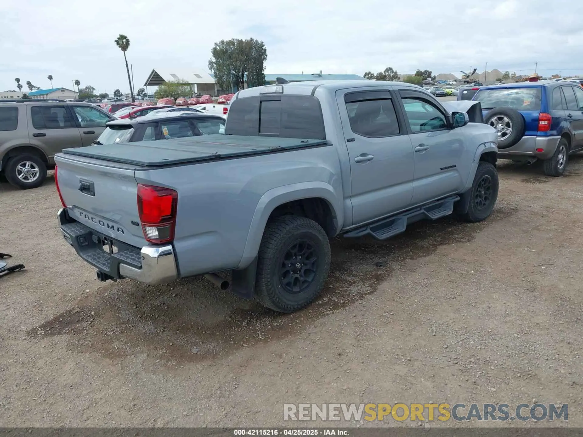4 fotografías del automóvil dañado 3TMAZ5CN2KM087186 TOYOTA TACOMA 2019