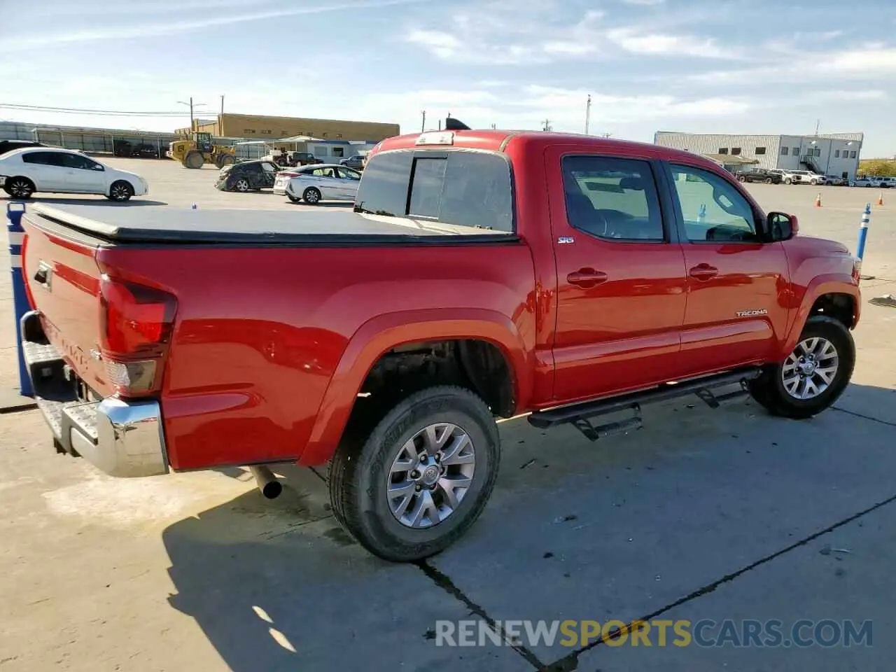 3 fotografías del automóvil dañado 3TMAZ5CN3KM083647 TOYOTA TACOMA 2019