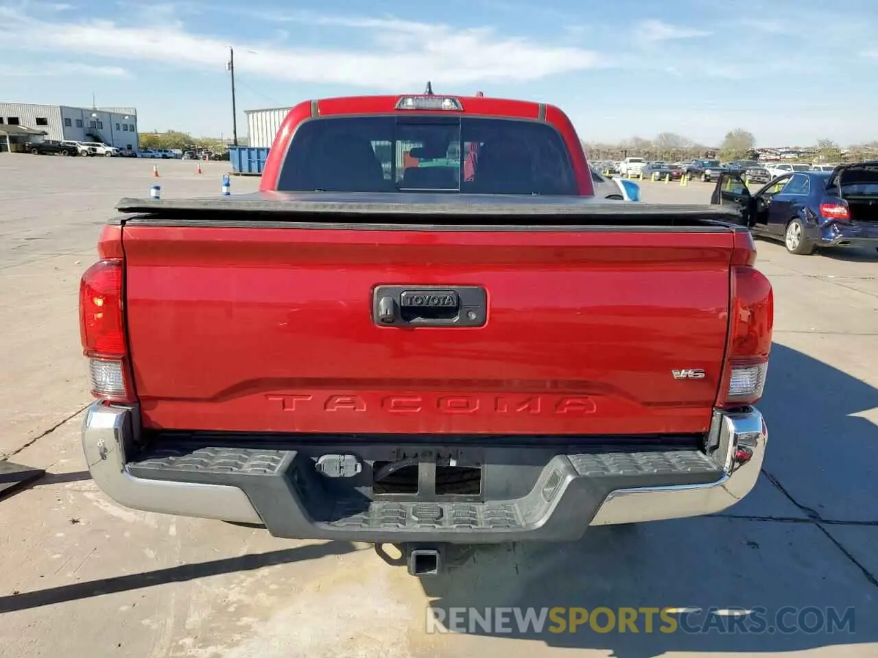 6 fotografías del automóvil dañado 3TMAZ5CN3KM083647 TOYOTA TACOMA 2019