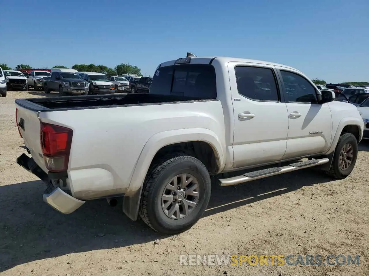 3 fotografías del automóvil dañado 3TMAZ5CN3KM084376 TOYOTA TACOMA 2019
