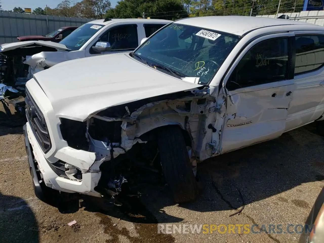 9 fotografías del automóvil dañado 3TMAZ5CN3KM092851 TOYOTA TACOMA 2019