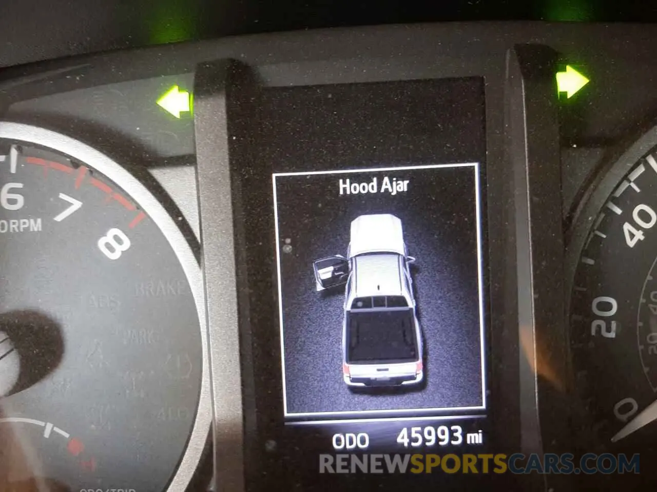 8 fotografías del automóvil dañado 3TMAZ5CN4KM088758 TOYOTA TACOMA 2019