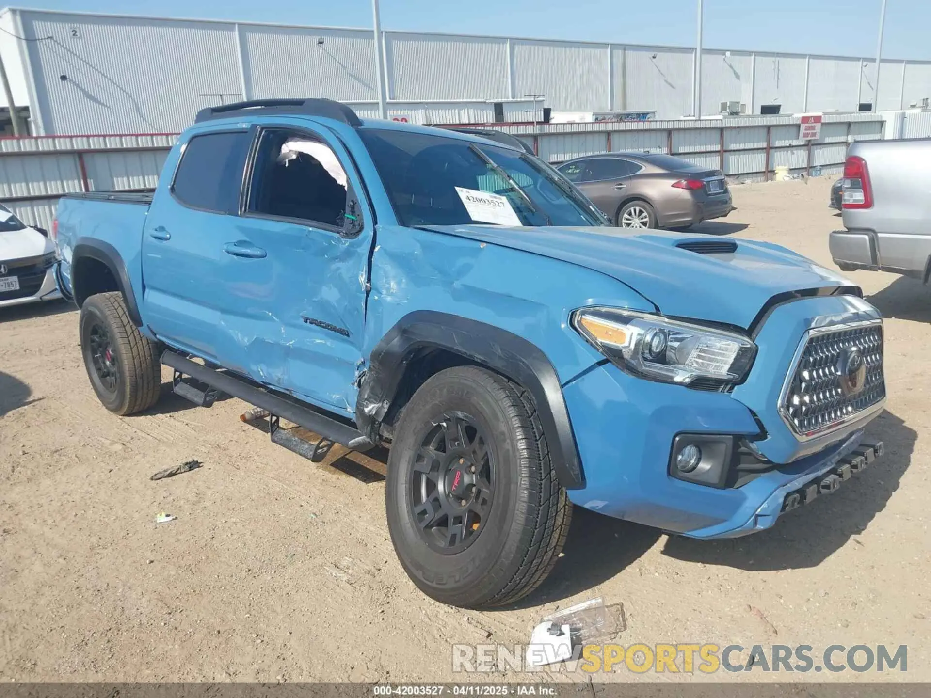 1 fotografías del automóvil dañado 3TMAZ5CN4KM104750 TOYOTA TACOMA 2019