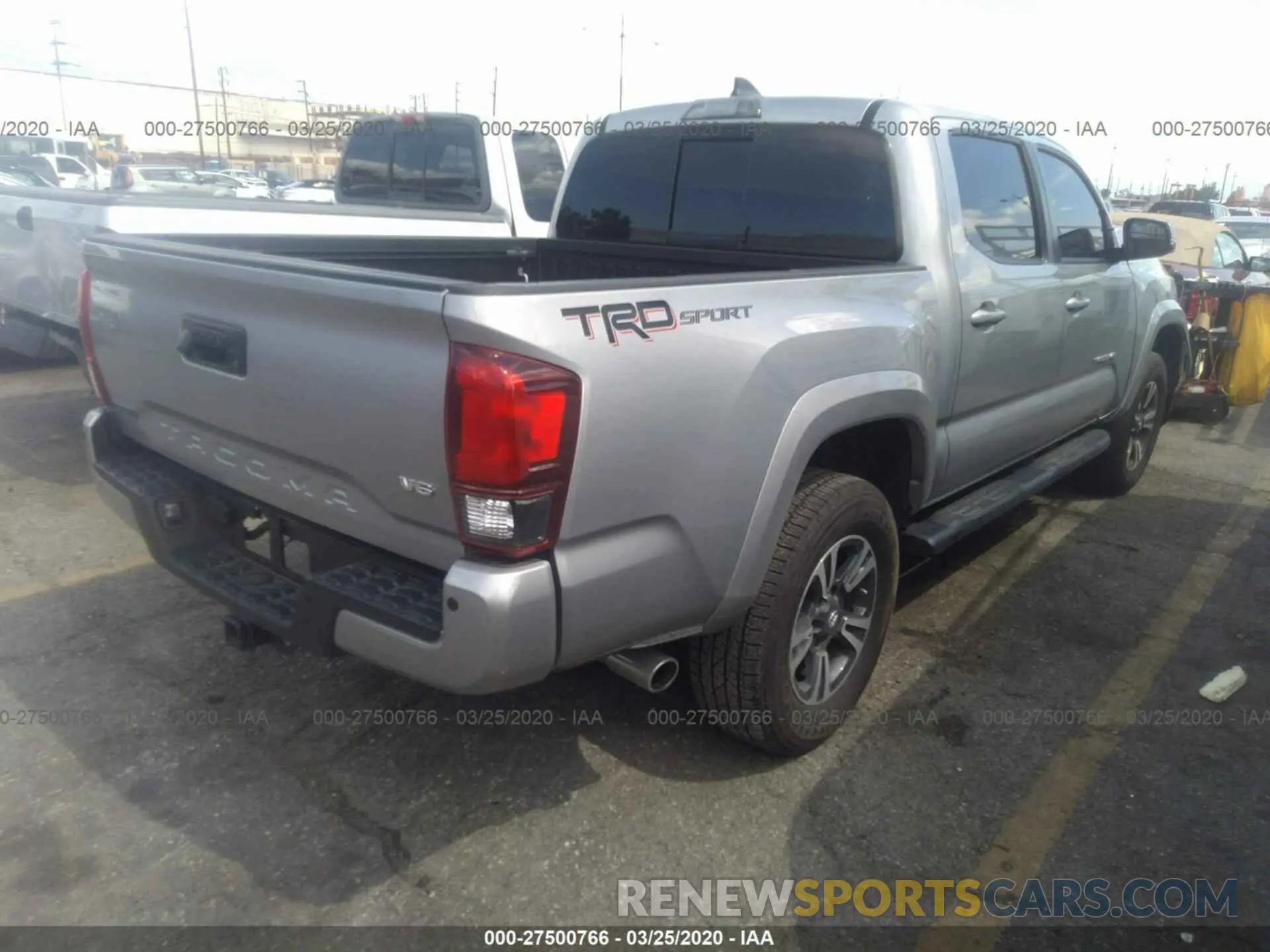 4 fotografías del automóvil dañado 3TMAZ5CN4KM104909 TOYOTA TACOMA 2019