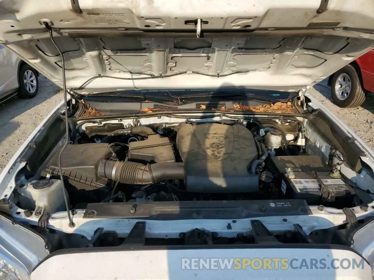 11 fotografías del automóvil dañado 3TMAZ5CN4KM108216 TOYOTA TACOMA 2019