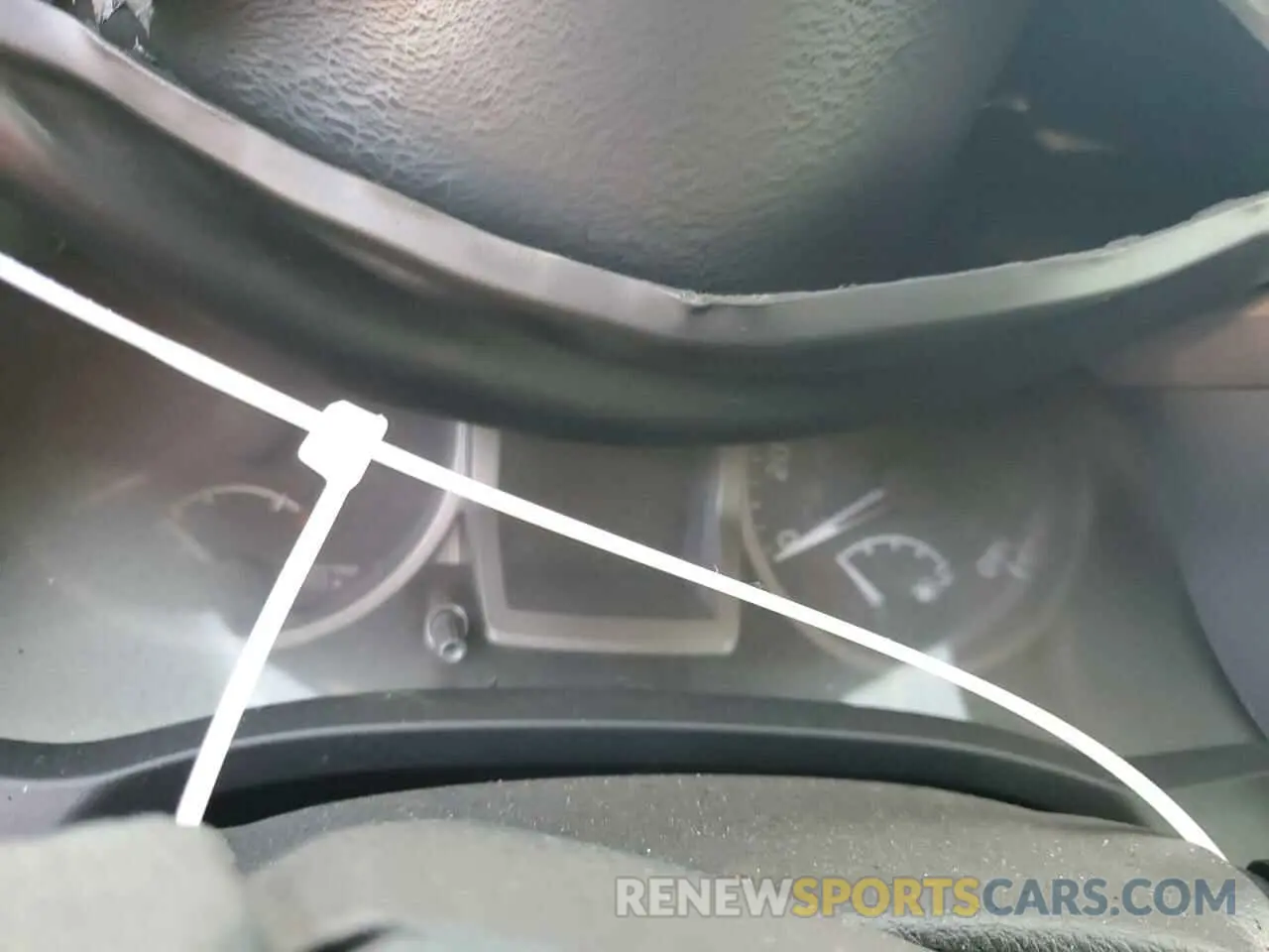 9 fotografías del automóvil dañado 3TMAZ5CN4KM109821 TOYOTA TACOMA 2019