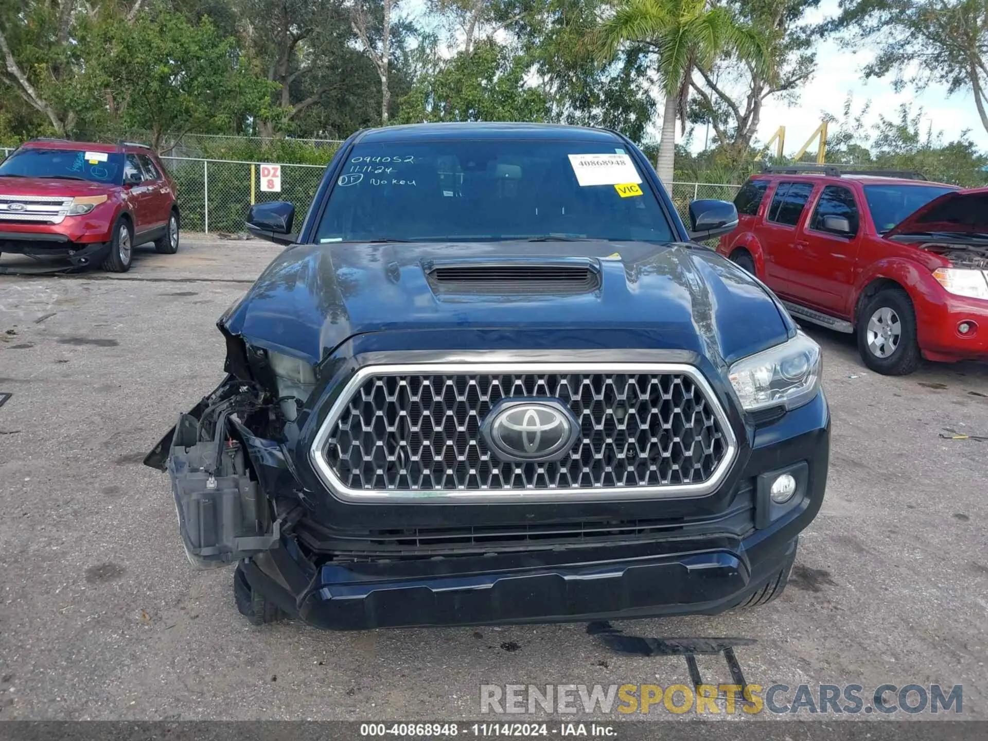 11 fotografías del automóvil dañado 3TMAZ5CN5KM094052 TOYOTA TACOMA 2019
