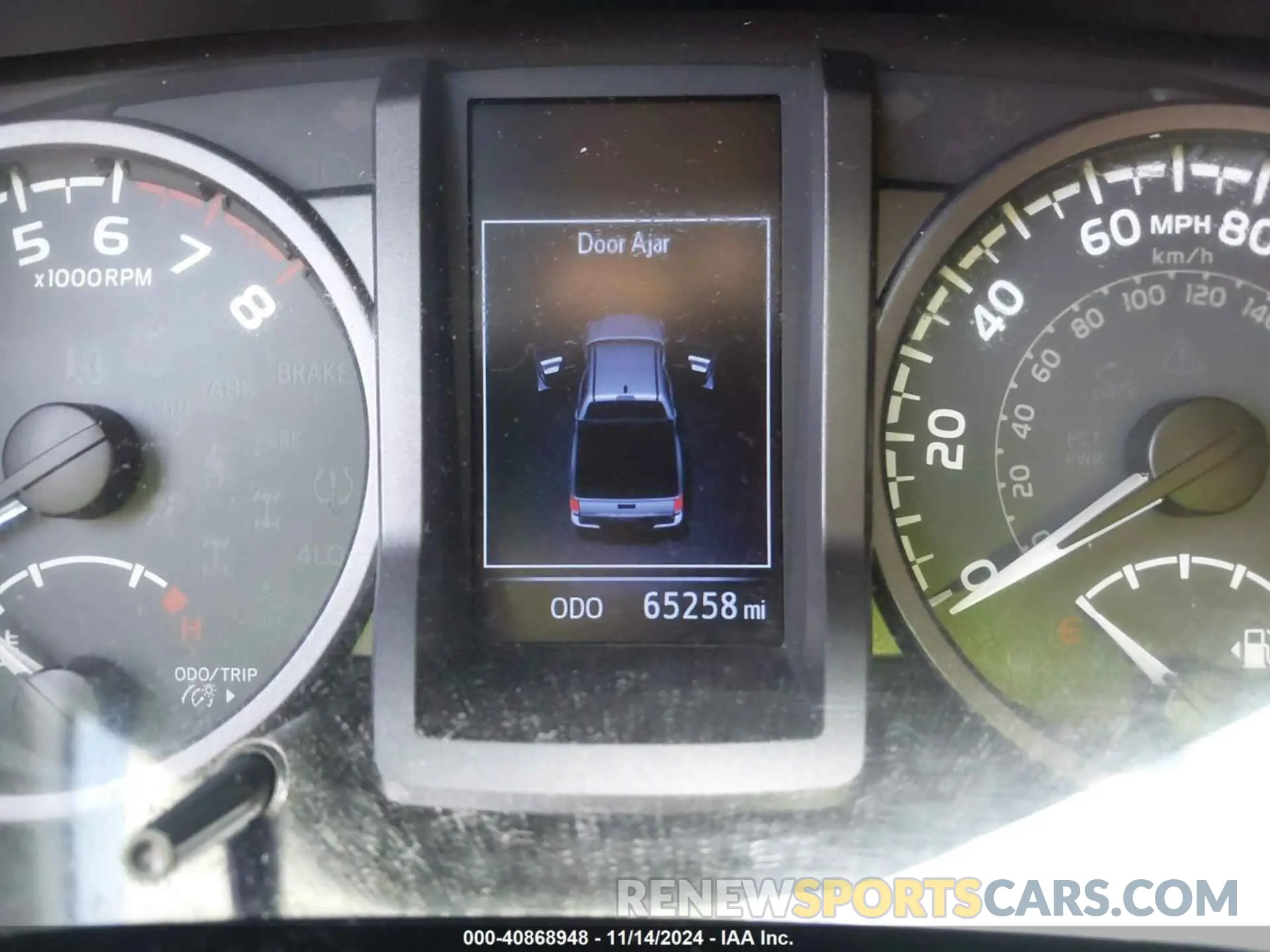 14 fotografías del automóvil dañado 3TMAZ5CN5KM094052 TOYOTA TACOMA 2019
