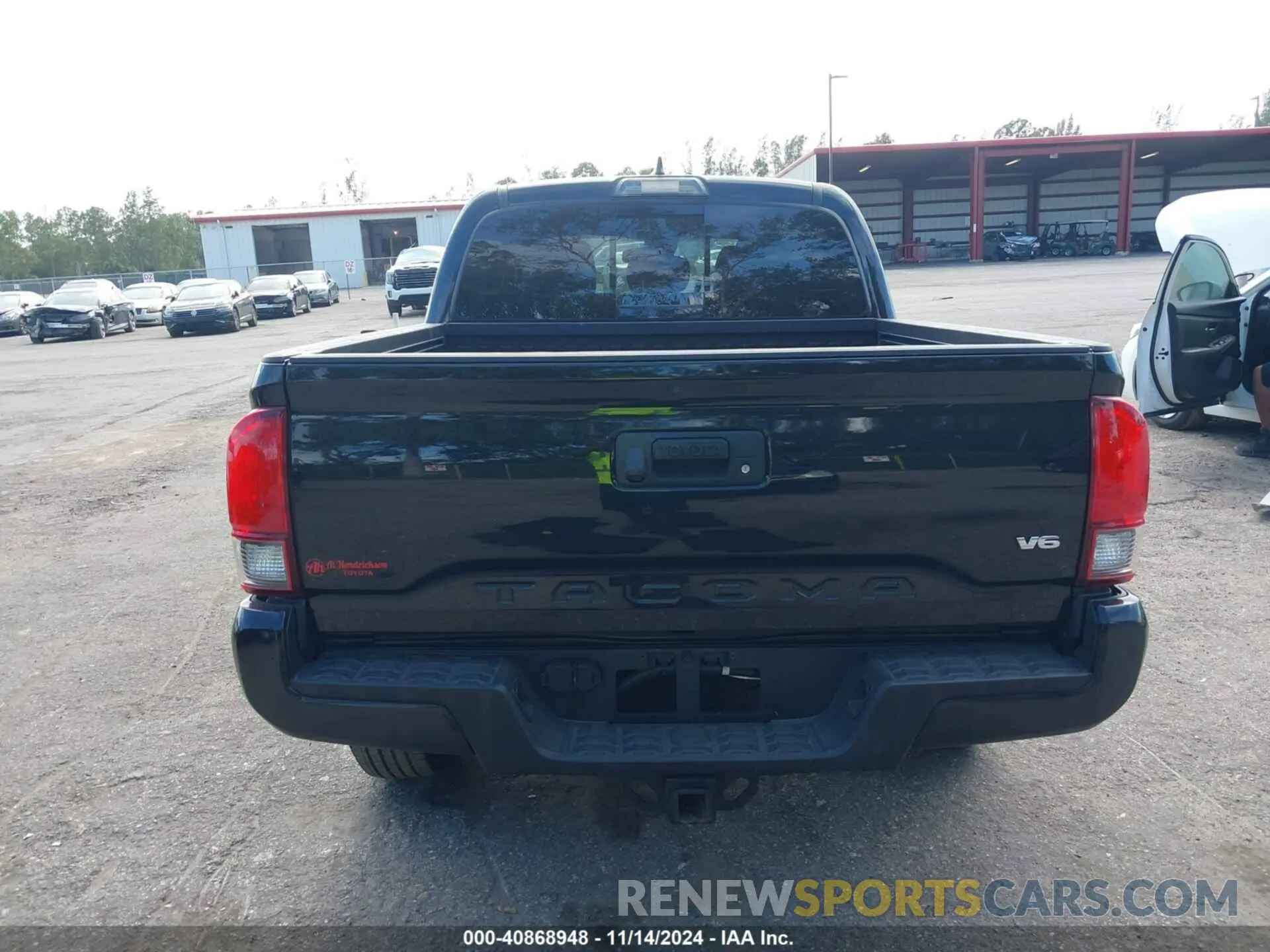 15 fotografías del automóvil dañado 3TMAZ5CN5KM094052 TOYOTA TACOMA 2019