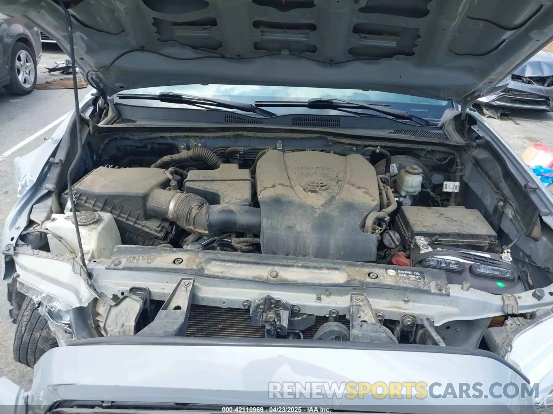 10 fotografías del automóvil dañado 3TMAZ5CN5KM097176 TOYOTA TACOMA 2019