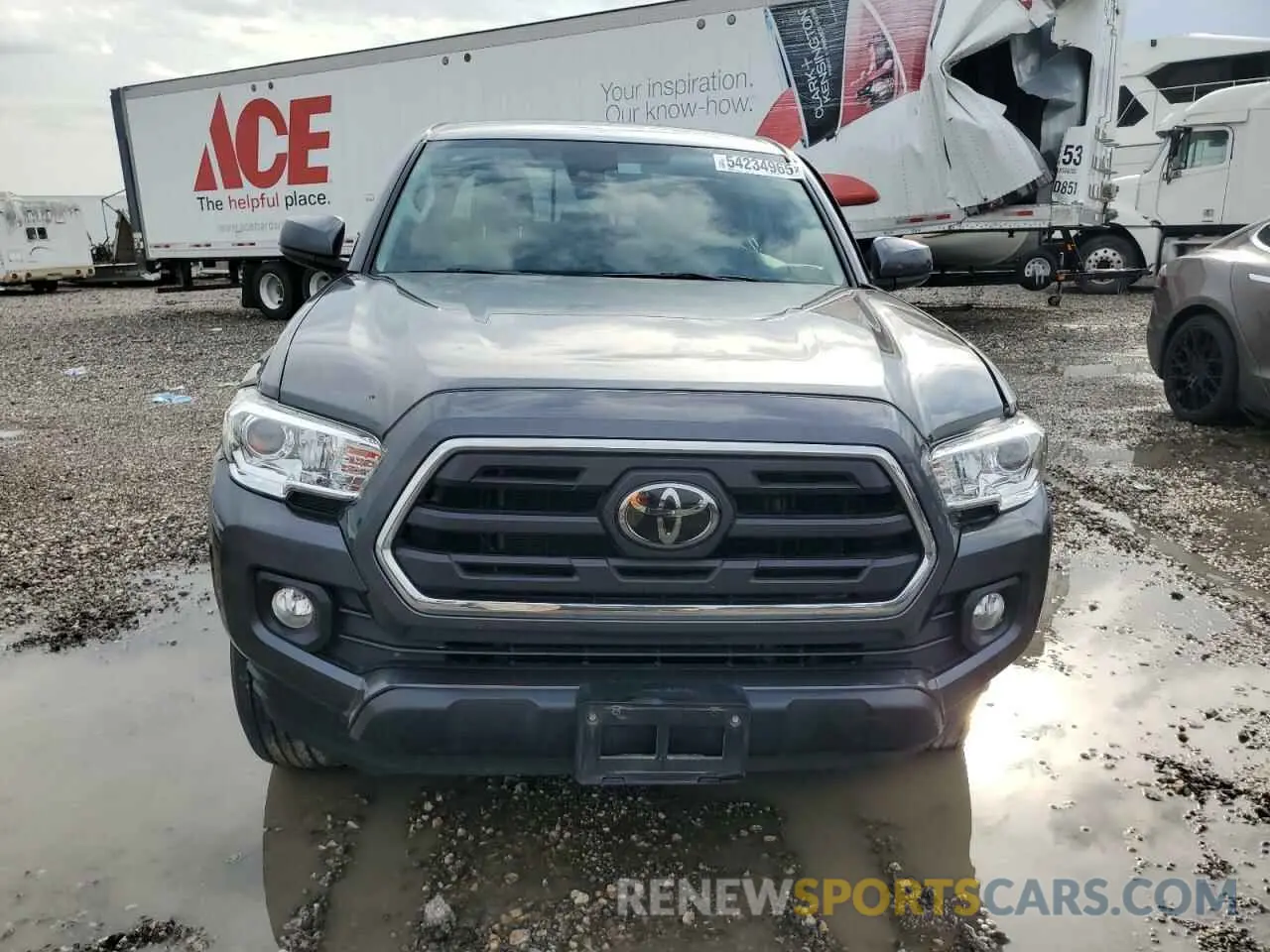 5 fotografías del automóvil dañado 3TMAZ5CN5KM101209 TOYOTA TACOMA 2019