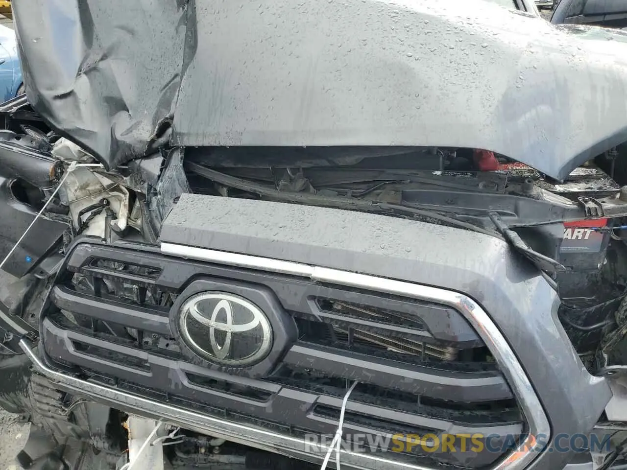11 fotografías del automóvil dañado 3TMAZ5CN5KM102604 TOYOTA TACOMA 2019